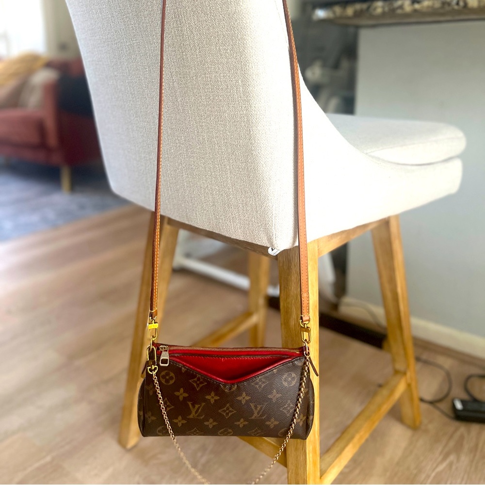 Louis Vuitton Monogram Pallas Clutch Cherry